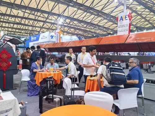 Dernières nouvelles de l'entreprise Nantong Ace au 28e Salon du soudage et du découpage de Pékin Essen 2025 | Vitrine des équipements de base et réunions clients internationales