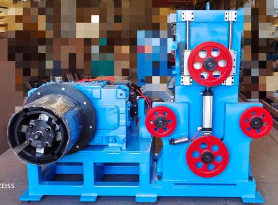 Traverse winding line for steel strip